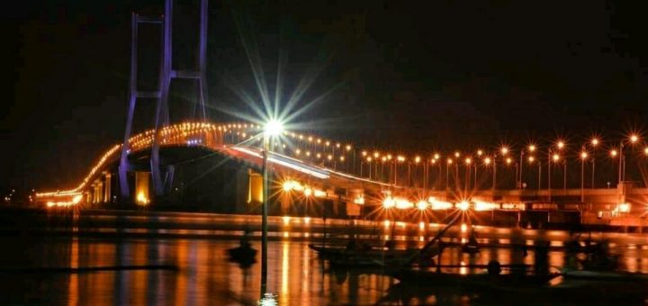Cantiknya Suramadu Bridge Surabaya