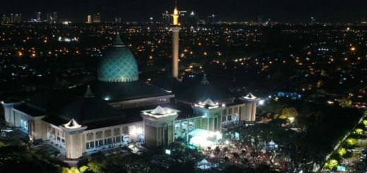 Masjid Al Akabar, Masjid Cantik di Surabaya